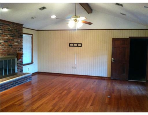 101 Somerset Road Laplace, LA 70068 - Photo 2 of 10 Gallery Image 2