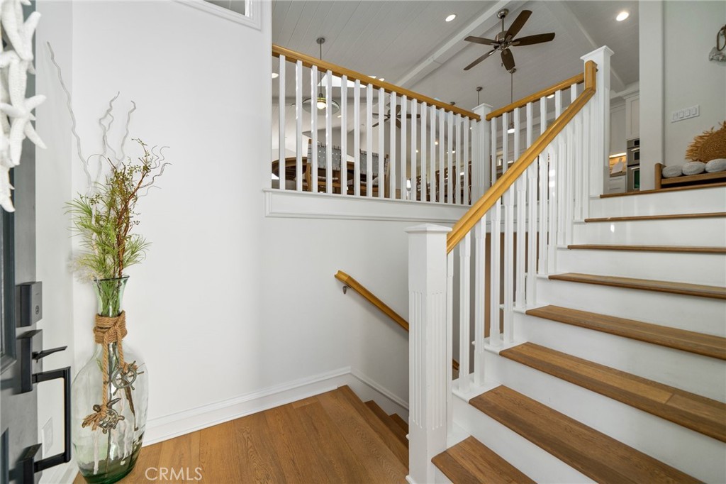 33 Cassis Dana Point, CA 92629 - Photo 29 of 49 a view of entryway