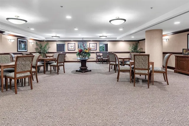 $4,100 | 8390 Southwest 72nd Avenue, Unit 320, Miami, FL 33143