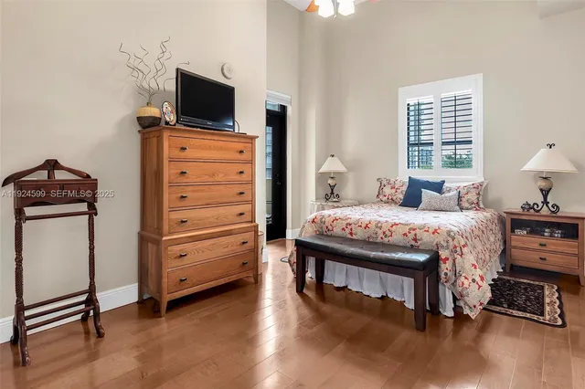 $4,100 | 8390 Southwest 72nd Avenue, Unit 320, Miami, FL 33143