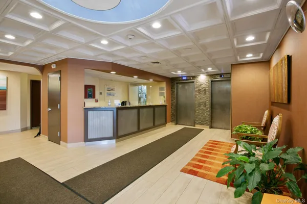 $3,200 | 185 West Park Avenue, Unit 209, Long Beach, NY 11561