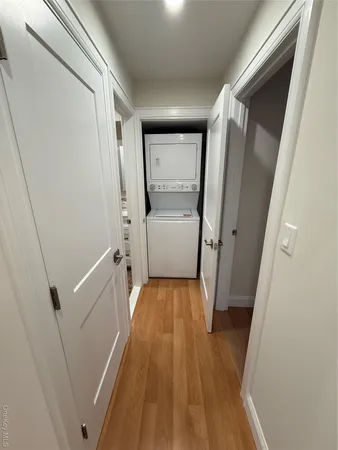 $3,200 | 185 West Park Avenue, Unit 209, Long Beach, NY 11561