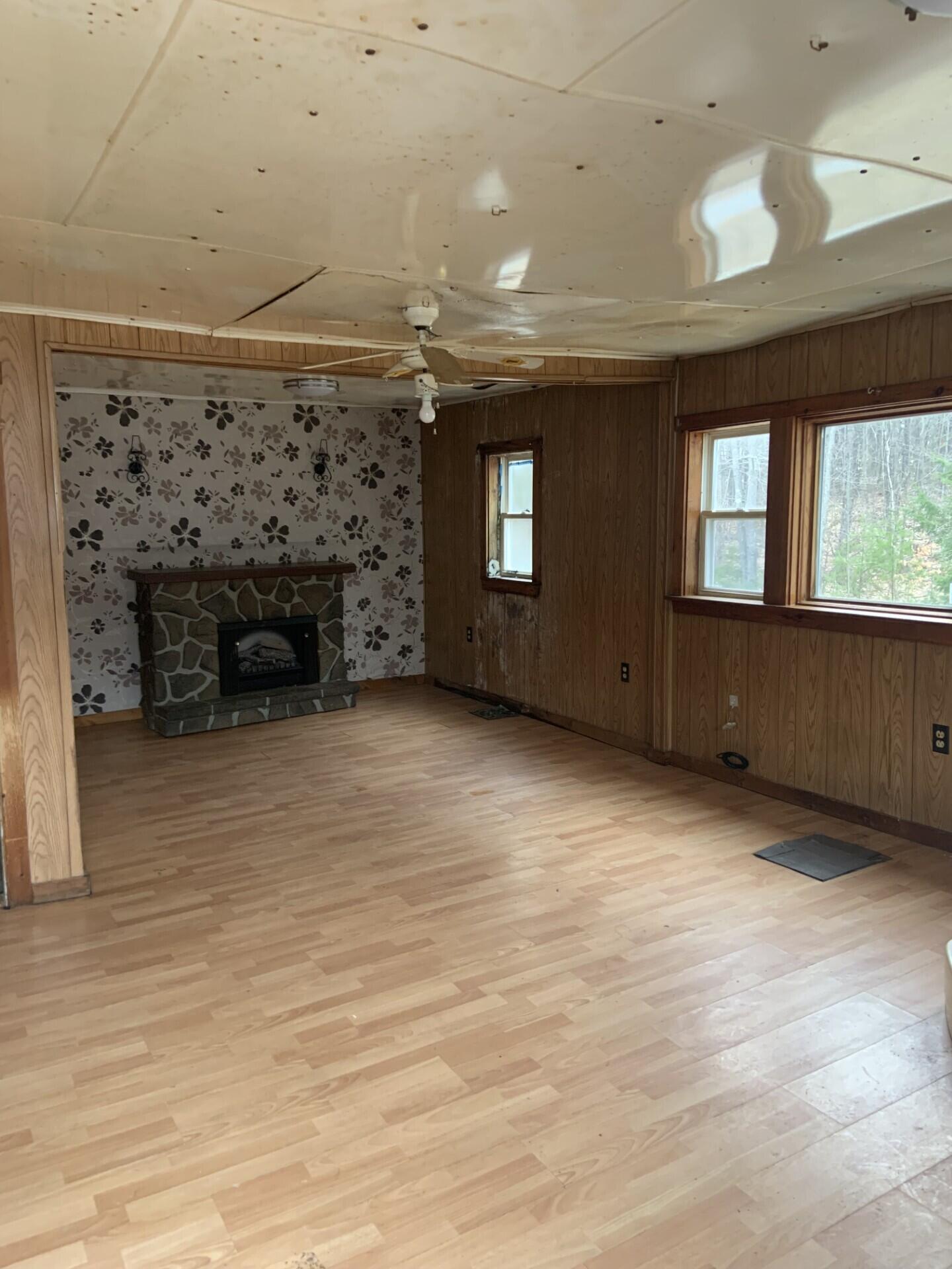 183 Shusta Road Madison, ME 04950 - Photo 6 of 15 thumbnail_IMG_8048