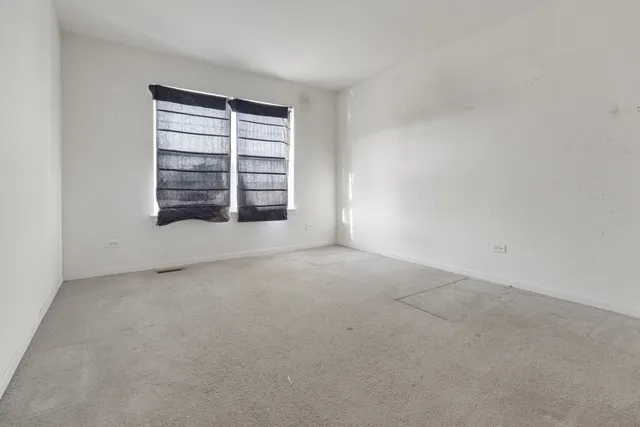 $324,900 | 2440 Chopin Lane, Woodstock, IL 60098