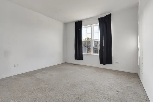 $324,900 | 2440 Chopin Lane, Woodstock, IL 60098