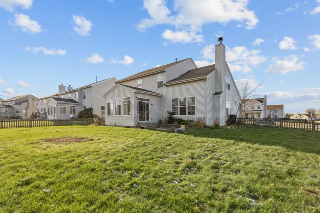 $324,900 | 2440 Chopin Lane, Woodstock, IL 60098