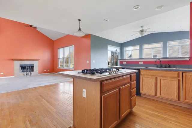 $324,900 | 2440 Chopin Lane, Woodstock, IL 60098