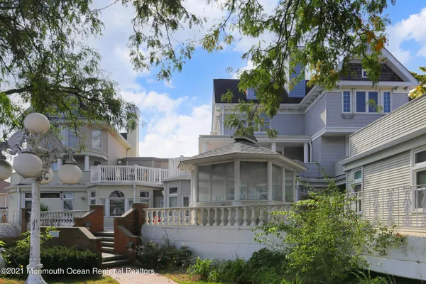 $3,200 | 100 1st Street, Unit 11, Keyport, NJ 07735