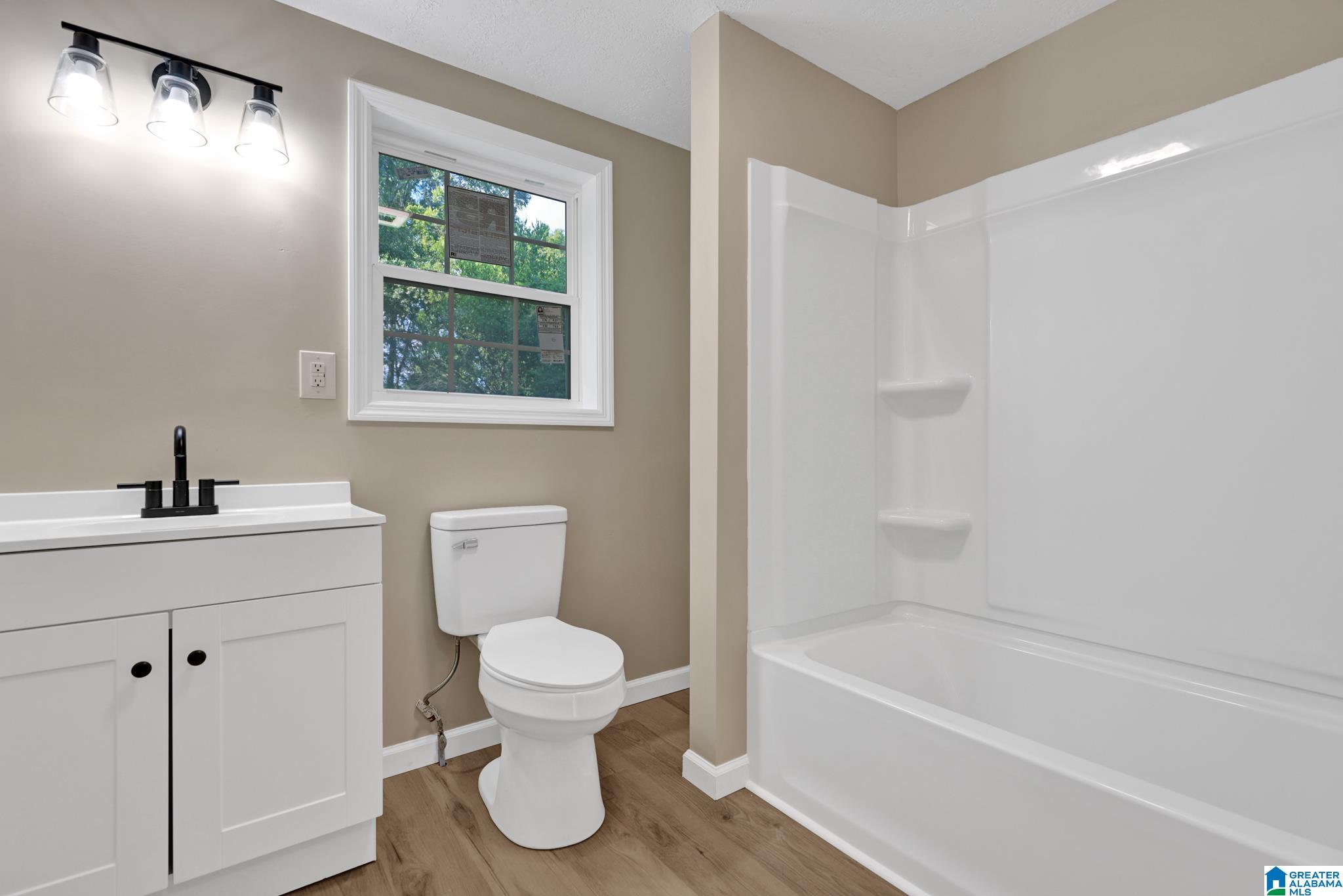 405 Goodwin Circle Anniston, AL 36207 - Photo 9 of 27