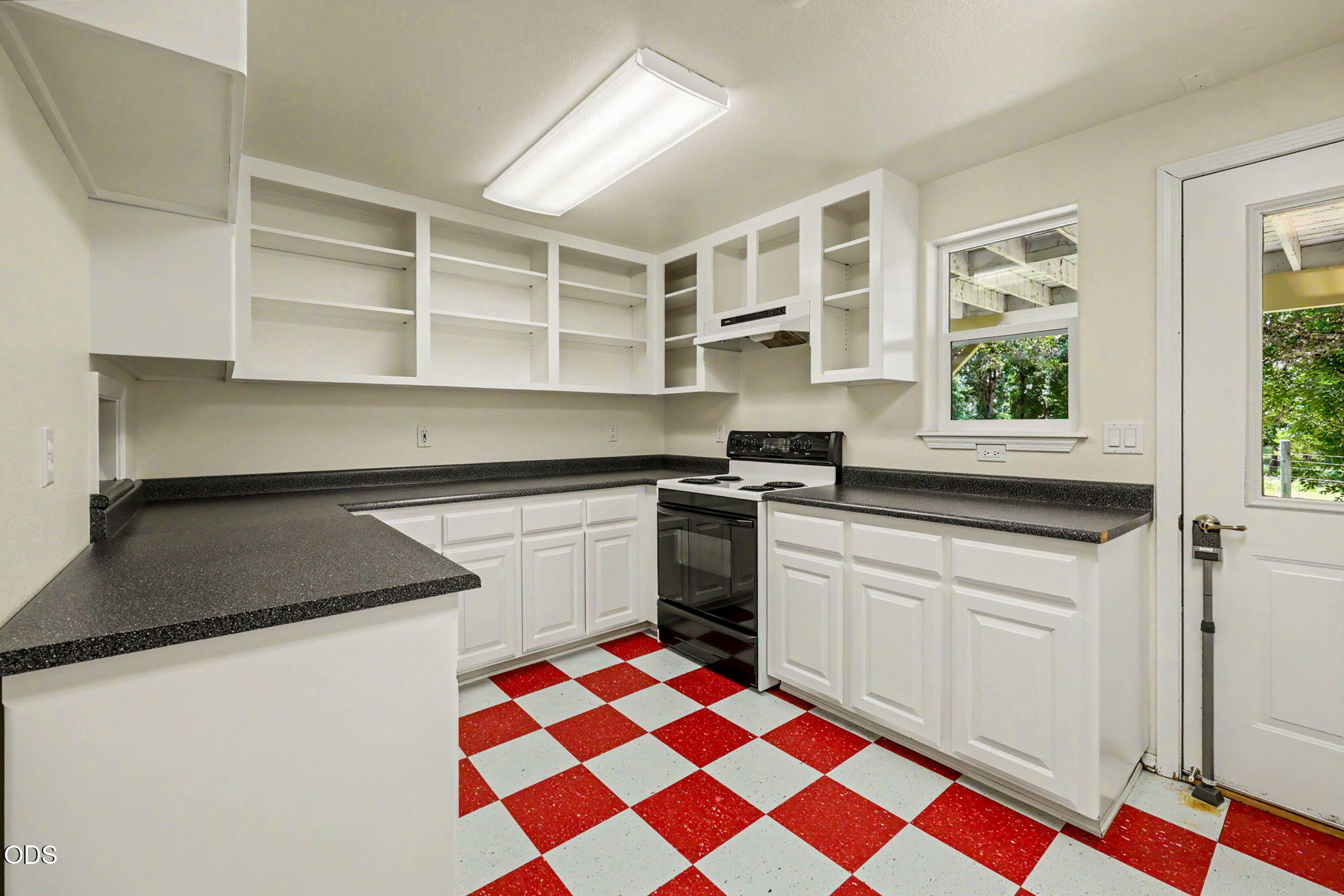 7833 Lower River Road Grants Pass, OR 97526 - Photo 52 of 122