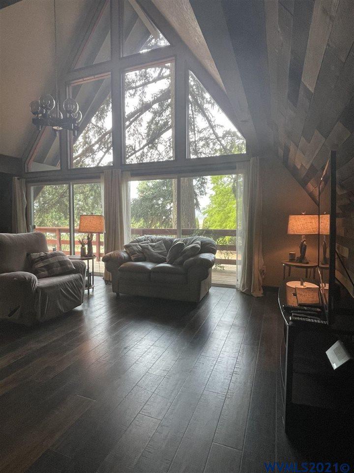 24775 Wallace Road Northwest Salem, OR 97304 - Photo 16 of 25 Gallery Image 16