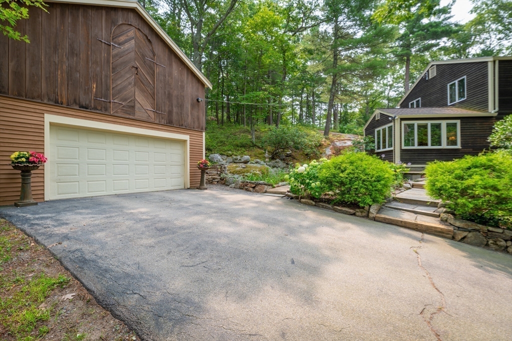3 Big Rock Road Manchester, MA 01944 - Photo 3 of 34