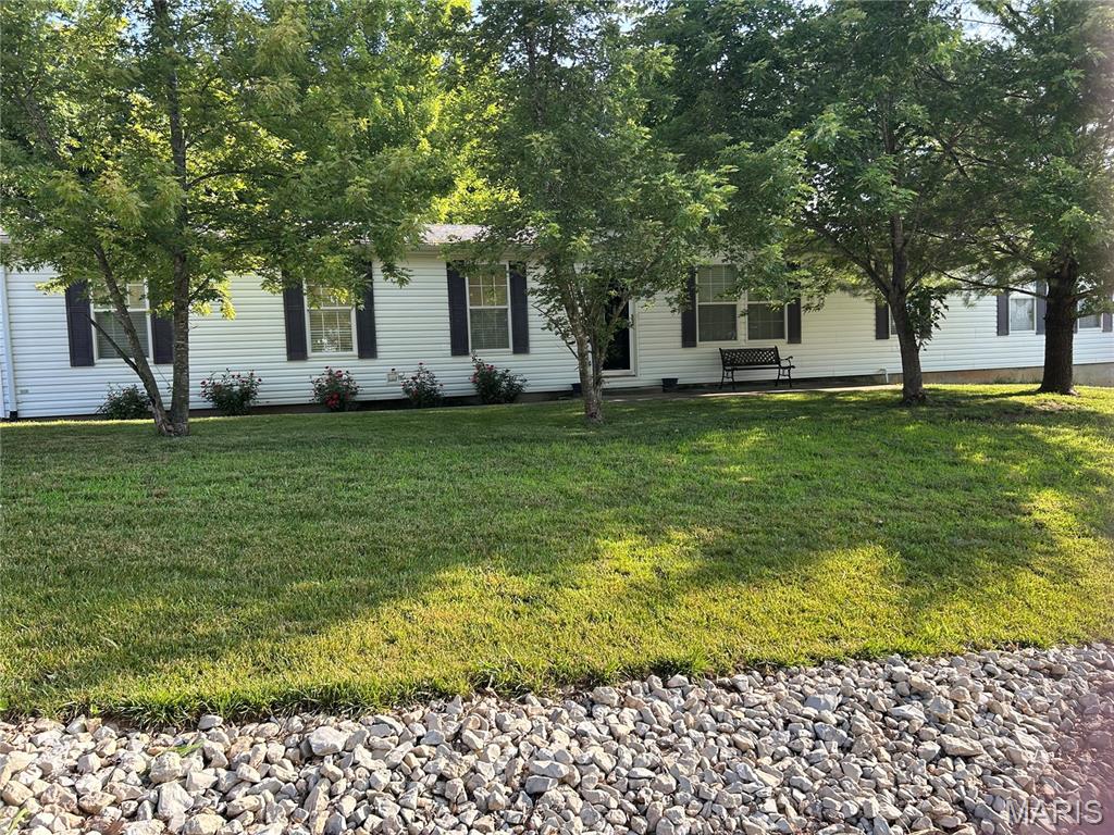 1037 Wild Raven Road De Soto, MO 63020 - Photo 2 of 18