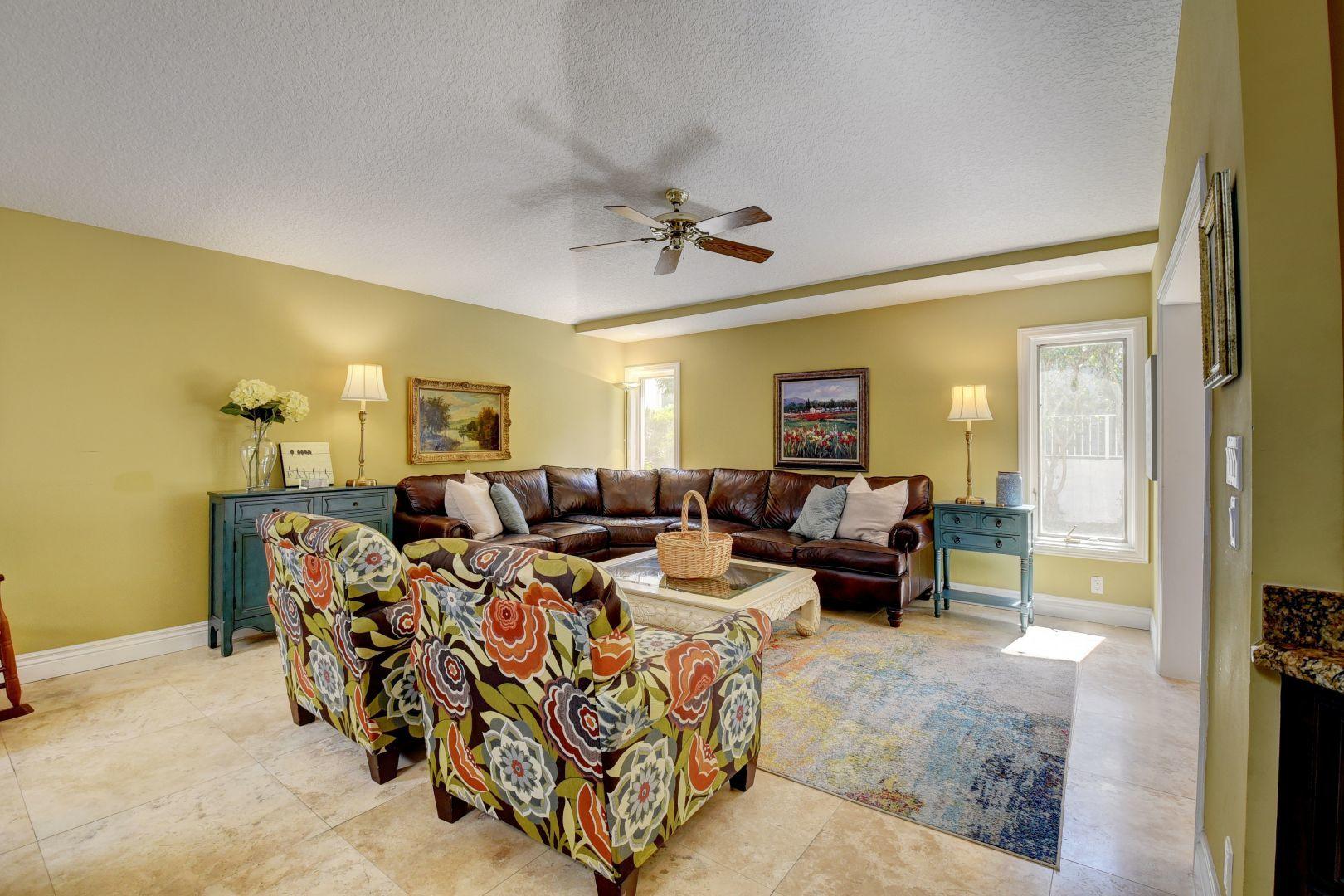 1598 Southwest 5th Avenue Boca Raton, FL 33432 - Photo 26 of 51 Family Room