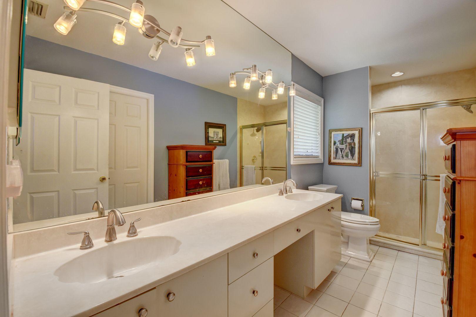 1598 Southwest 5th Avenue Boca Raton, FL 33432 - Photo 44 of 51 Primary Bath