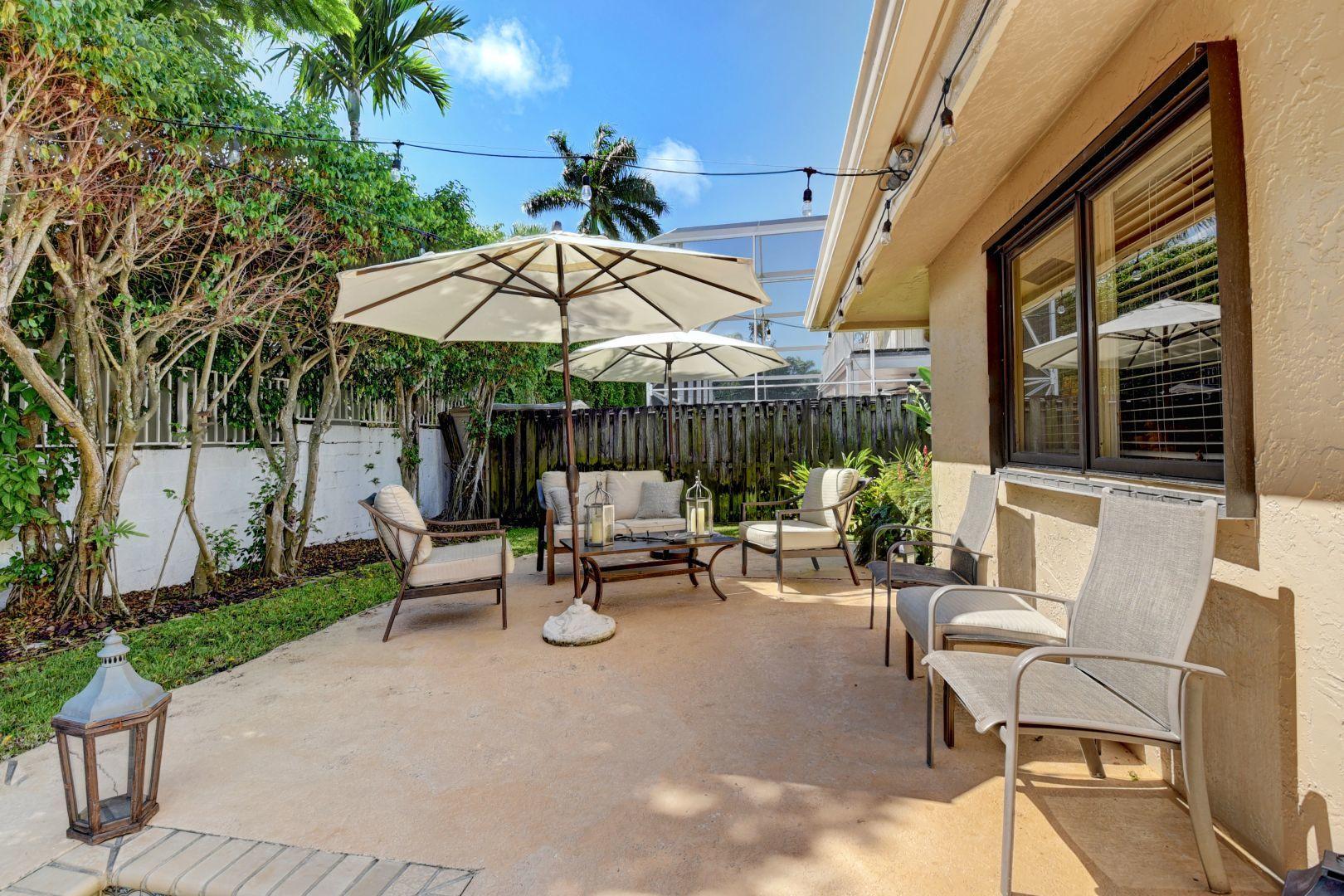 1598 Southwest 5th Avenue Boca Raton, FL 33432 - Photo 46 of 51 Patio