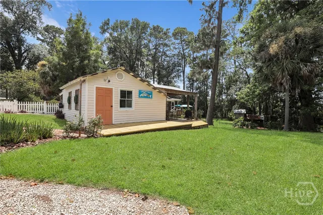 $1,499,990 | 8815 Whitefield Avenue, Savannah, GA 31406