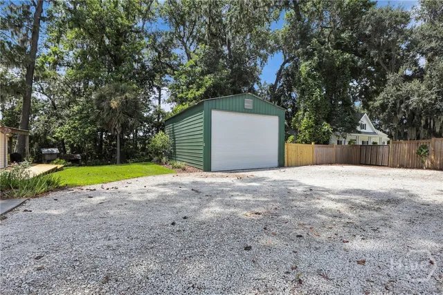 $1,499,990 | 8815 Whitefield Avenue, Savannah, GA 31406