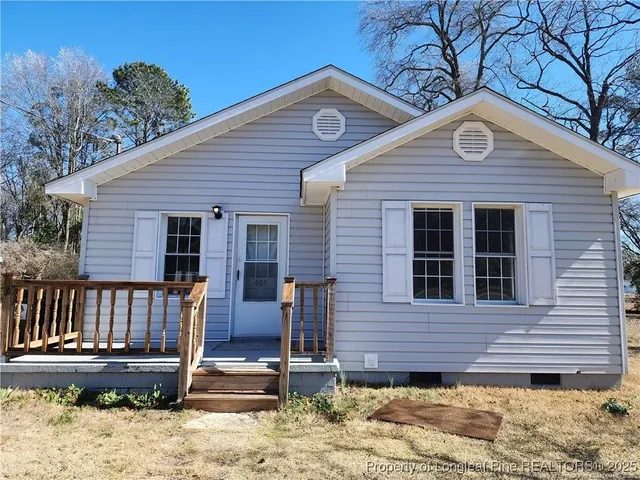 $174,900 | 405 South West Street, Roseboro, NC 28382