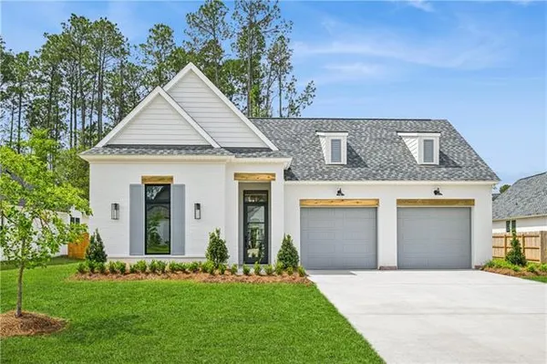 $715,000 | 120 Chateau Papillon, Mandeville, LA 70471