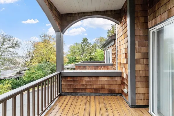 $2,600 | 105 Granite Street, Unit 3, Rockport, MA 01966