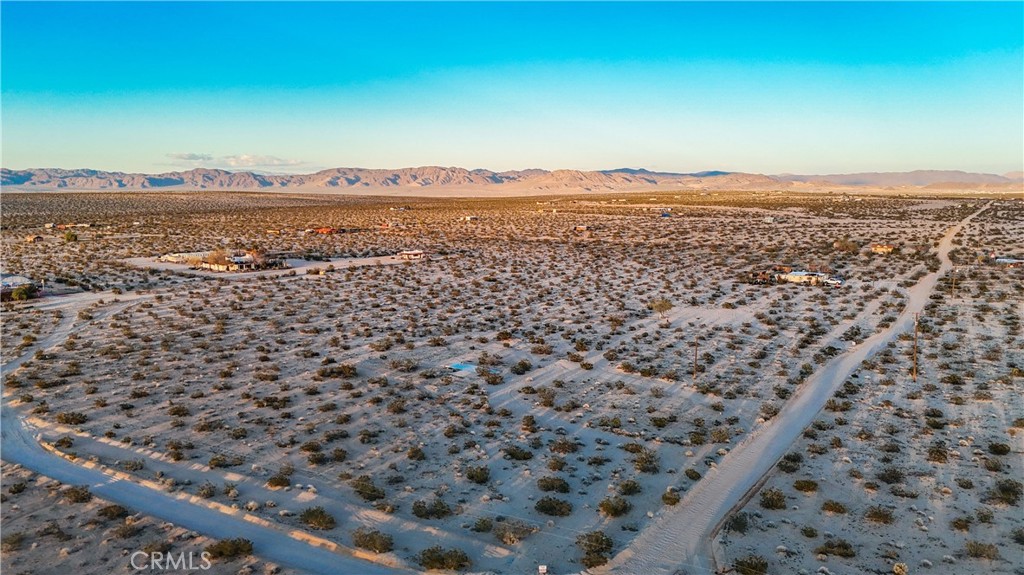 0 Cypress Rd. Road Joshua Tree, CA 92252 - Photo 14 of 33 a view of a city