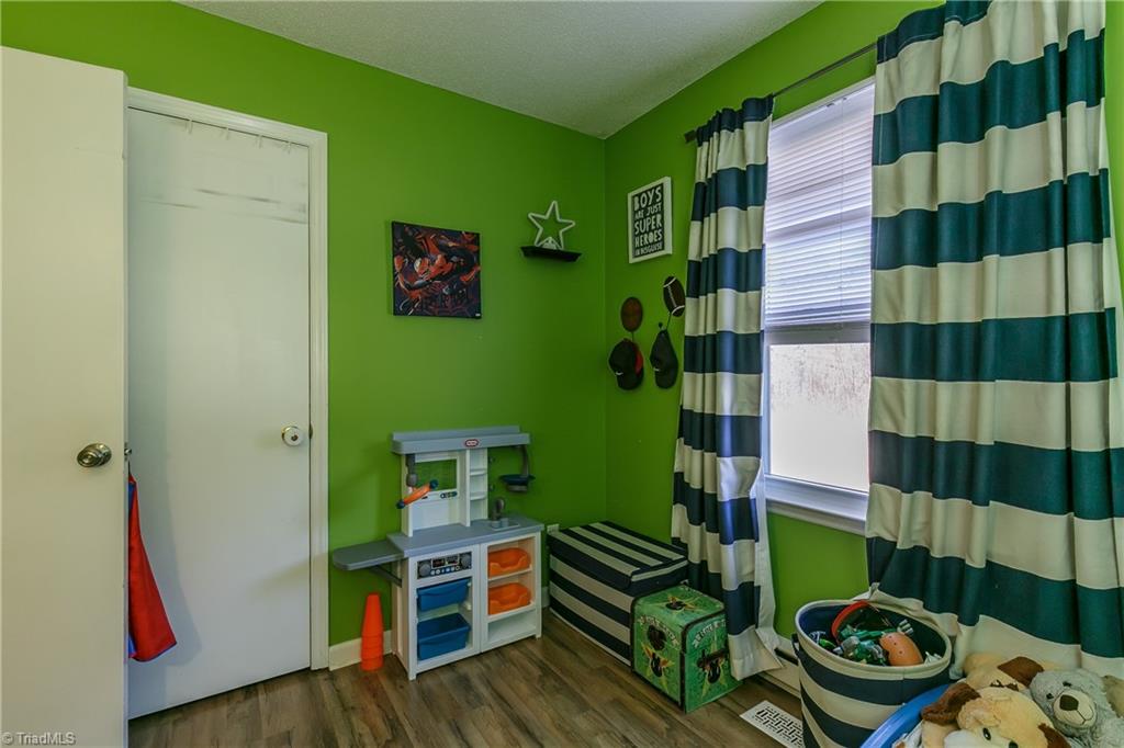 2738 Barrington Road Elon, NC 27244 - Photo 11 of 20 Gallery Image 11