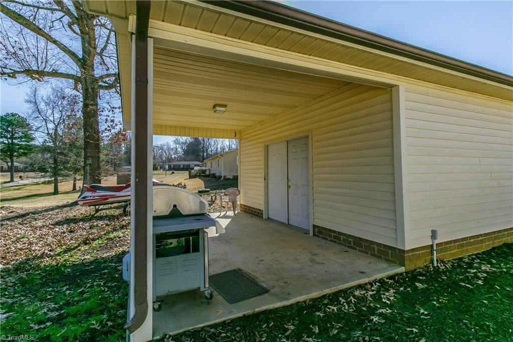 2738 Barrington Road Elon, NC 27244 - Photo 18 of 20 Gallery Image 18