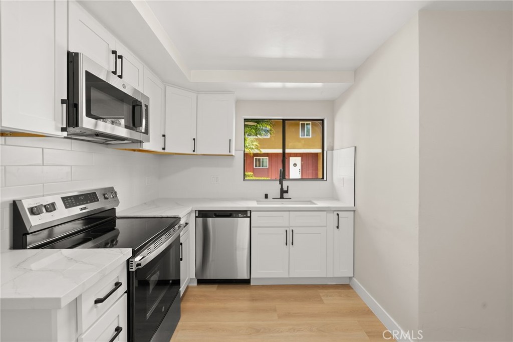 624 South Sullivan Street, Unit 8A Santa Ana, CA 92704 - Photo 6 of 24