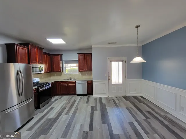 $2,300 | 175 Stillwood Drive, Newnan, GA 30265