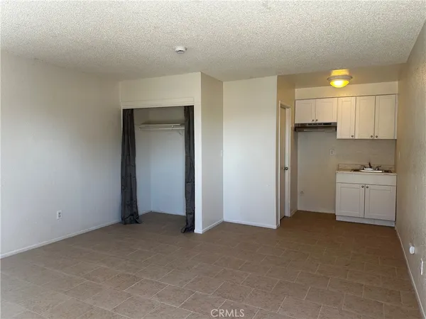 $1,500 | 11661 White Avenue, Adelanto, CA 92301
