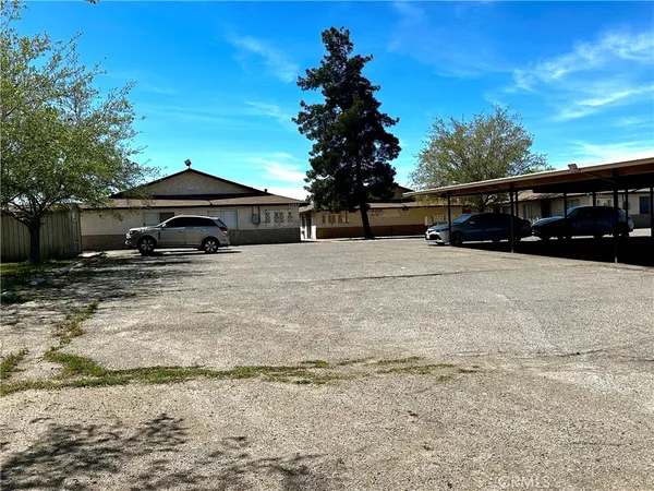 $1,500 | 11661 White Avenue, Adelanto, CA 92301