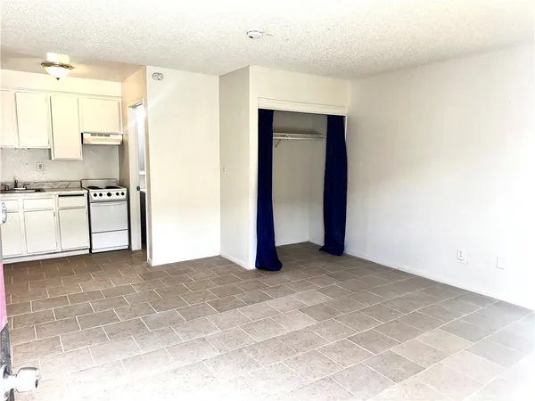$1,500 | 11661 White Avenue, Adelanto, CA 92301