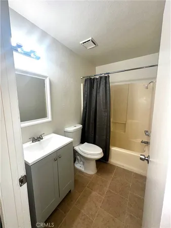 $1,500 | 11661 White Avenue, Adelanto, CA 92301