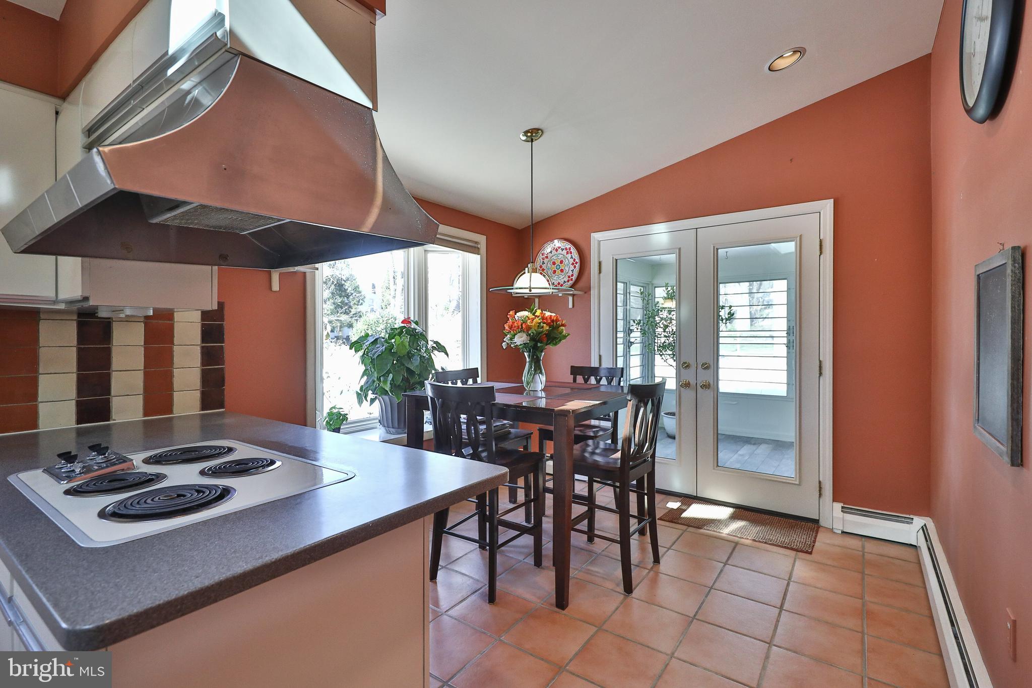 1700 Cary Road Huntingdon Valley, PA 19006 - Photo 14 of 52 Adjacent breakfast rm perfect for morning coffee