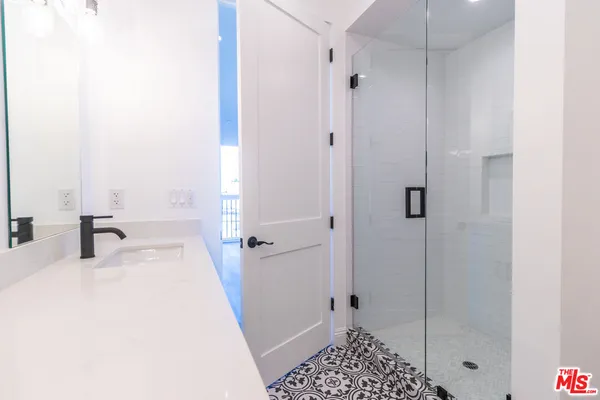 $4,995 | 5323 Ben Avenue, Valley Village, CA 91607