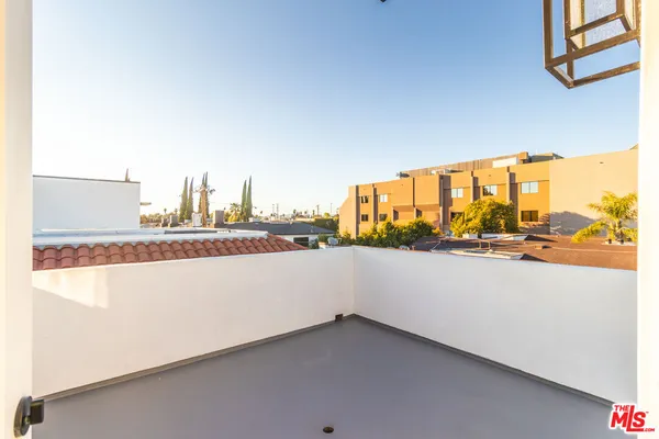 $4,995 | 5323 Ben Avenue, Valley Village, CA 91607