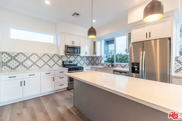 $4,995 | 5323 Ben Avenue, Valley Village, CA 91607