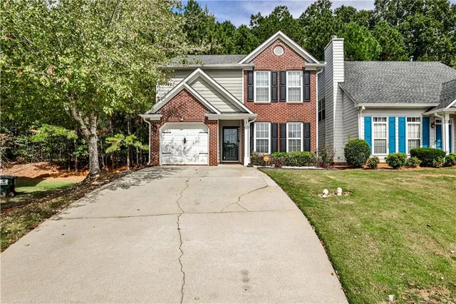 a view of outdoor space