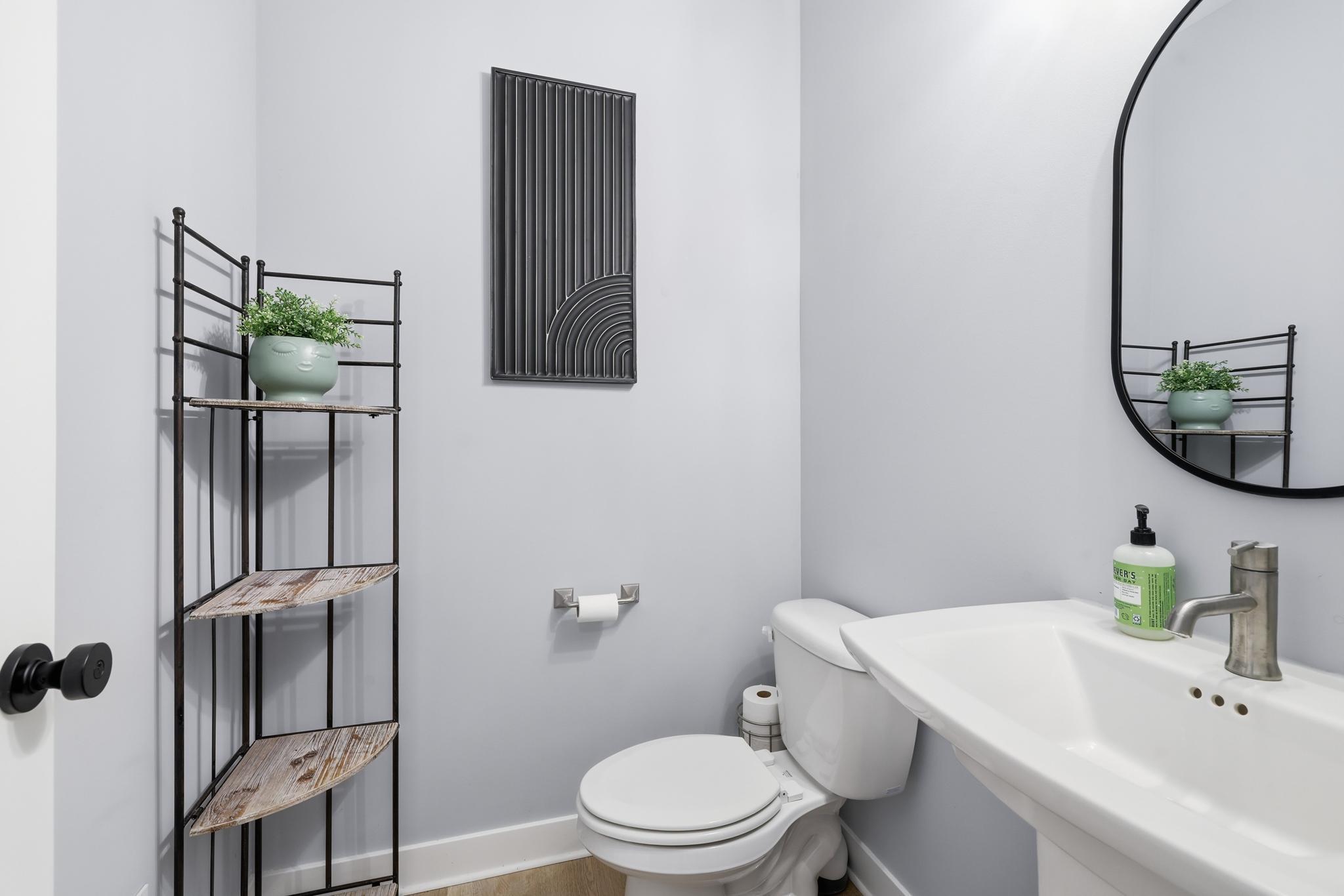 5431 Williston Road Minnetonka, MN 55345 - Photo 10 of 38 Gallery Image 10