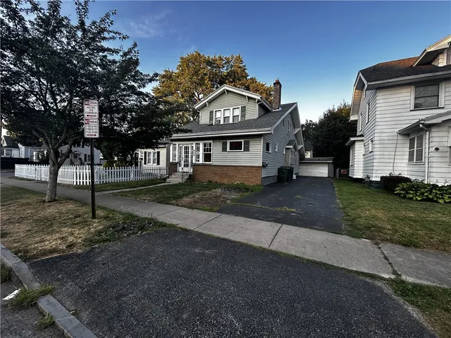 $1,550 | 850 Glide Street, Rochester, NY 14606