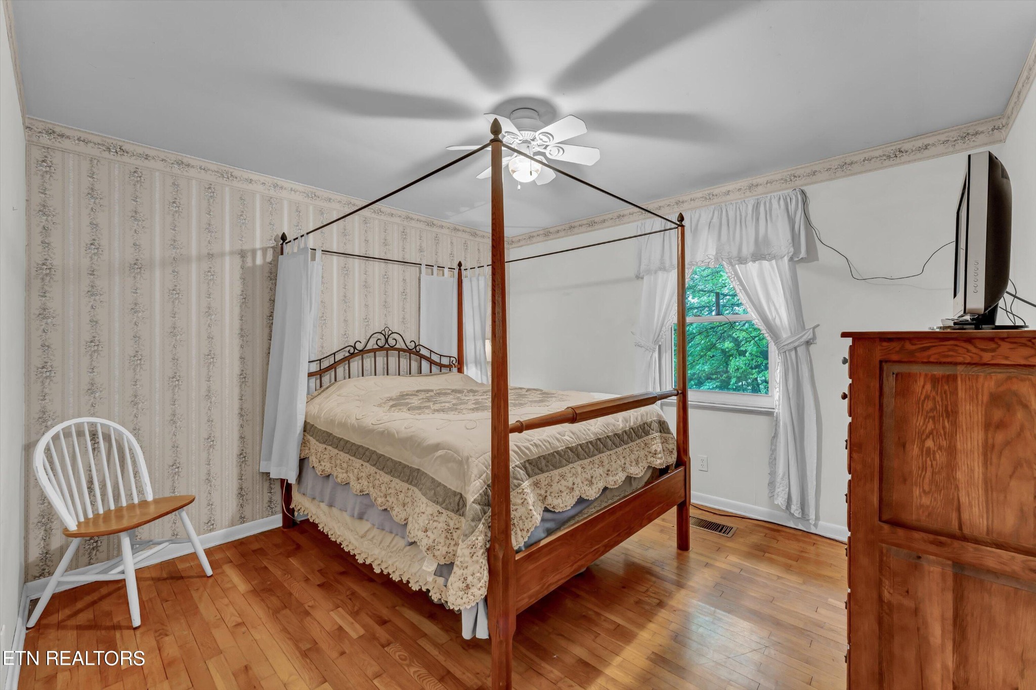 5400 Sinking Creek Road Greenback, TN 37742 - Photo 18 of 31 Gallery Image 18
