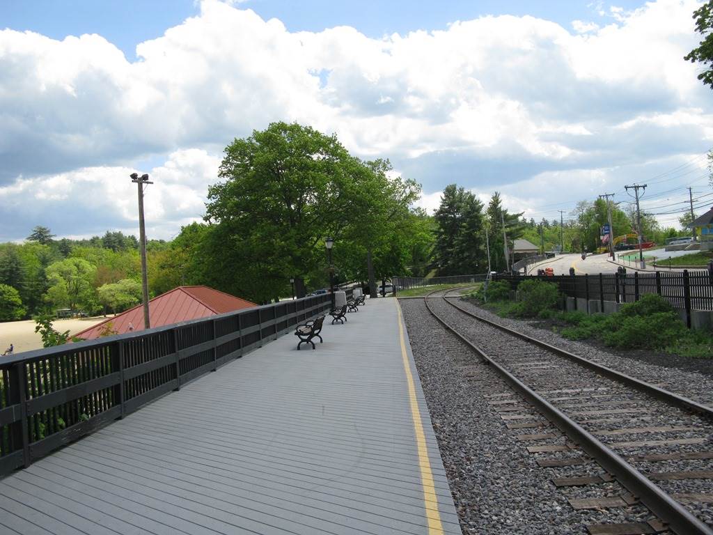 76 Endicott Street East Laconia, NH 03246 - Photo 21 of 37