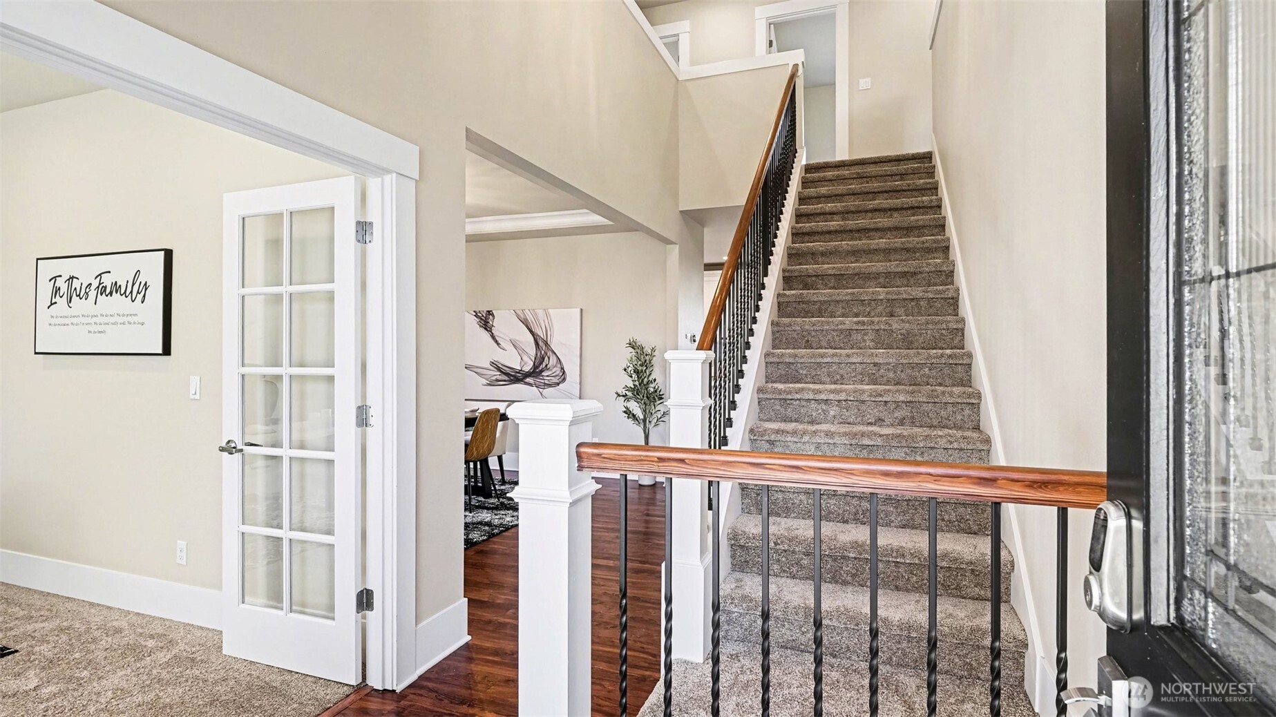 278 Vashon Place Northeast Renton, WA 98059 - Photo 3 of 40