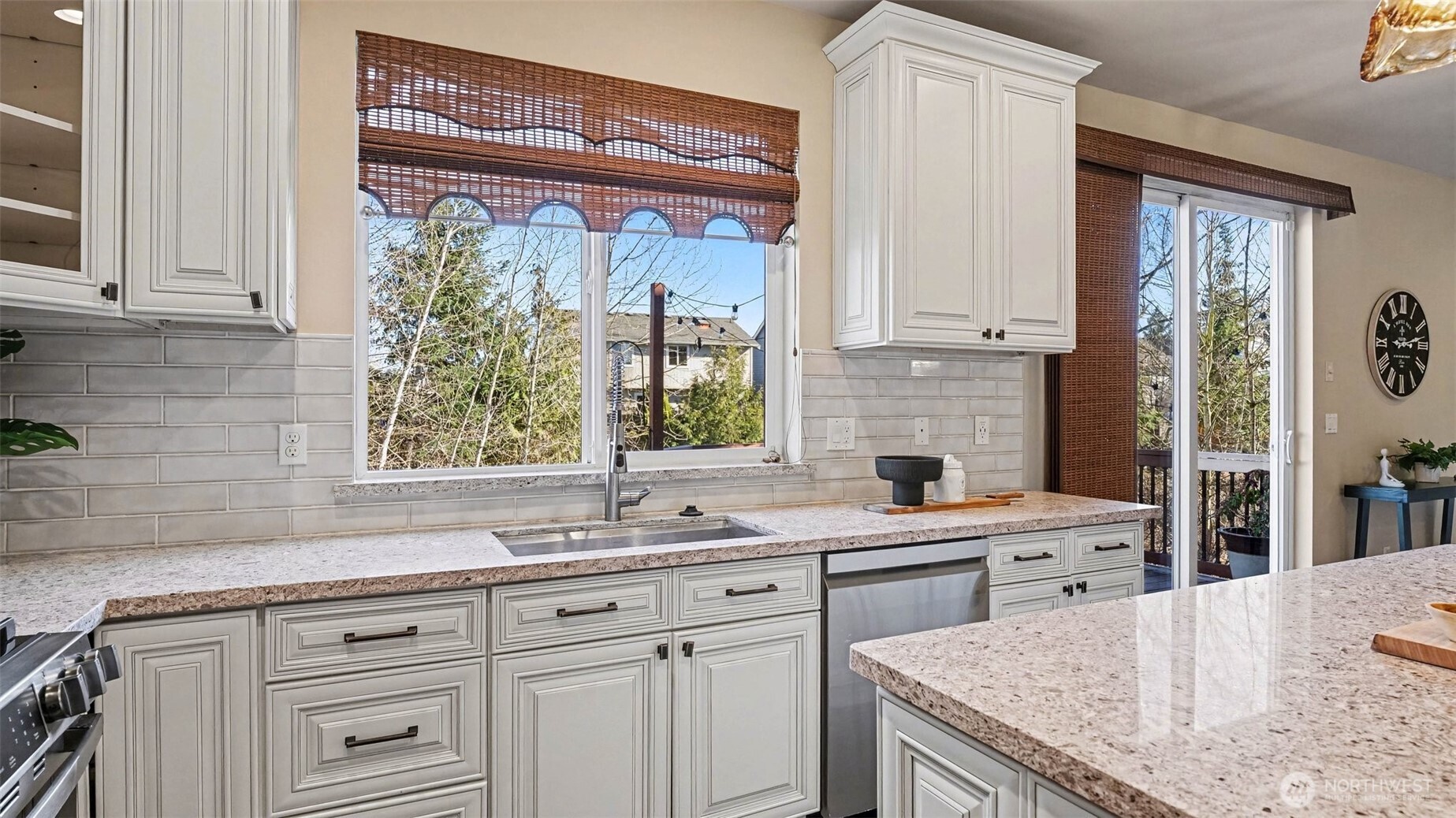 278 Vashon Place Northeast Renton, WA 98059 - Photo 9 of 40