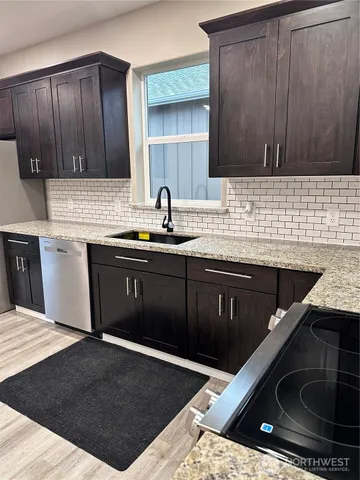 $319,000 | 426 East Curtis Street, Aberdeen, WA 98520