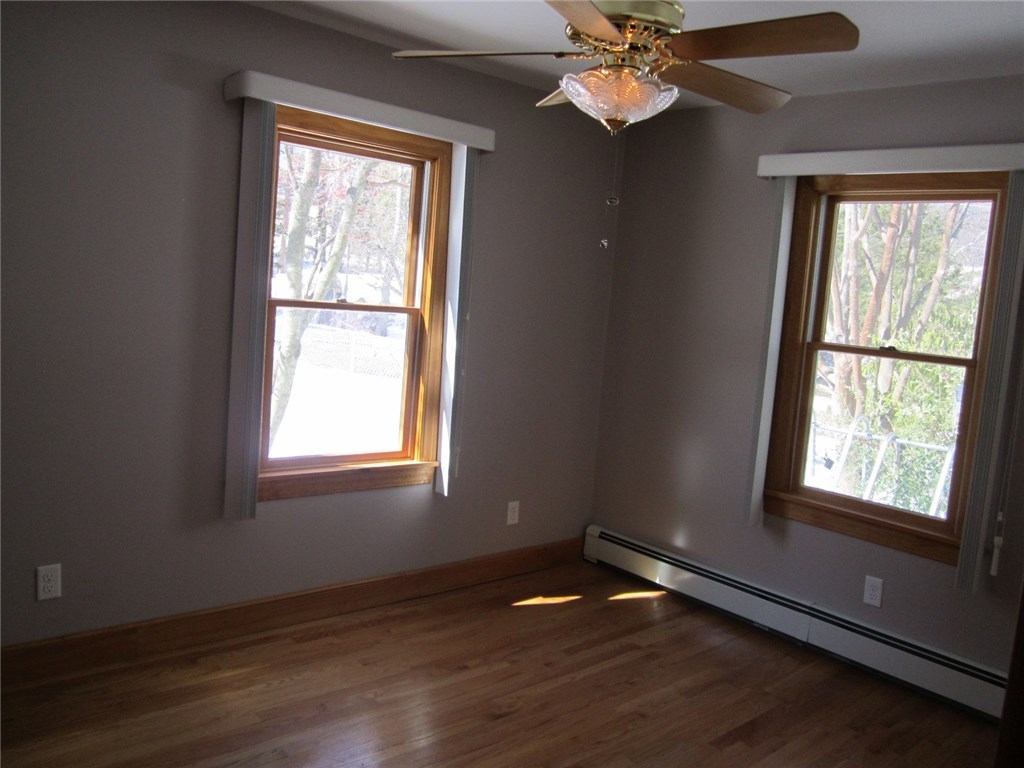 268 Knotty Oak Road Coventry, RI 02816 - Photo 12 of 27