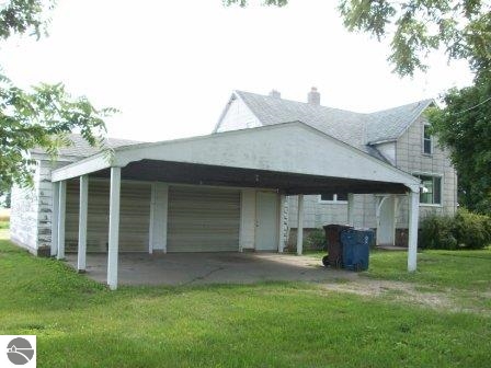 9933 South Chippewa Road St. Louis, MI 48880 - Photo 6 of 14 1787661-5.JPG