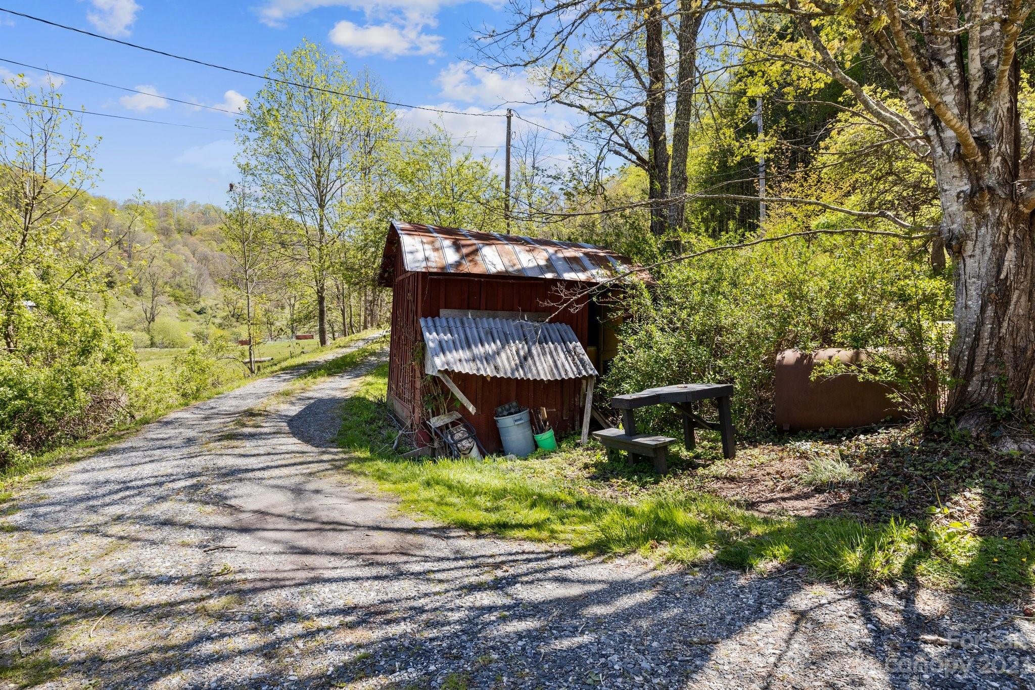 2393 Laurel Valley Road Mars Hill, NC 28754 - Photo 33 of 36 Gallery Image 33