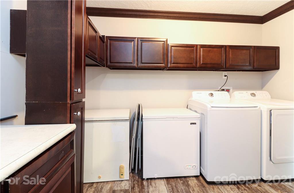 4024 Steen Road Mount Croghan, SC 29727 - Photo 26 of 37 a utility room with dryer and washer